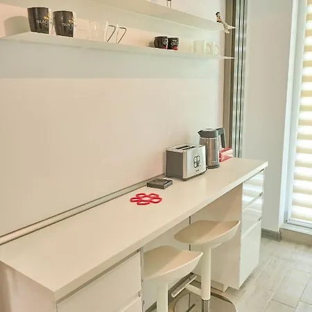 Crazy Sea View 1br Pools