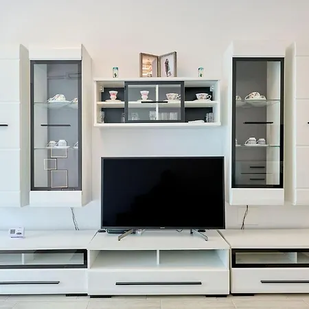 דירה Crazy Sea View 1br Pools