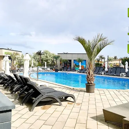 Crazy Sea View 1br Pools