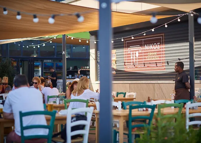 Crazy Sea View 1br Pools * Mamaia